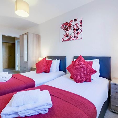 Alder House Serviced Apartment Maidenhead By 360Stays Exterior photo